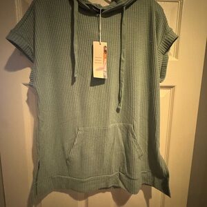 Short-Sleeve Waffle Hoodie Tunic in Sage Green